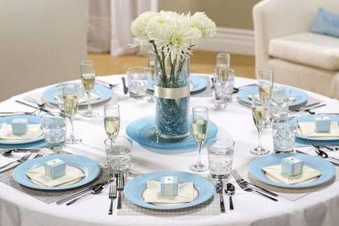 Table set-up with centerpiece