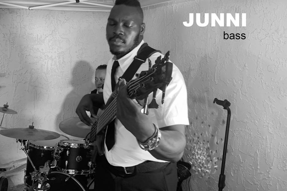 Junni on the bass!