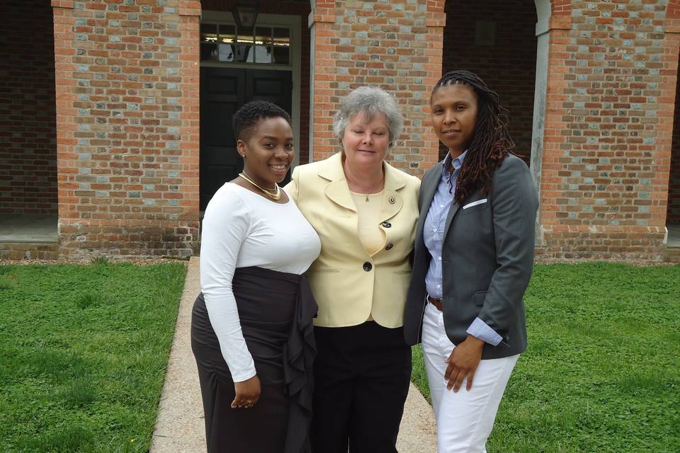 Edra and Tasha at Historic Han