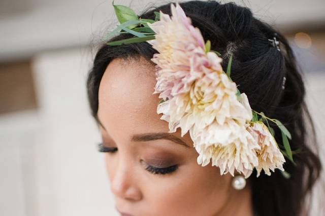 Floral accessory