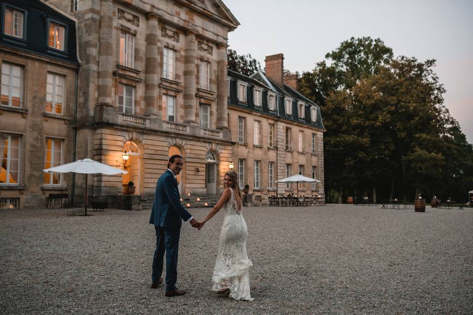 Choose a chateau as your wedding venue, why Vallery, France?