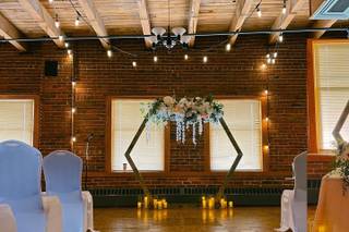 The Apothecary Lofts & Ridnour Room