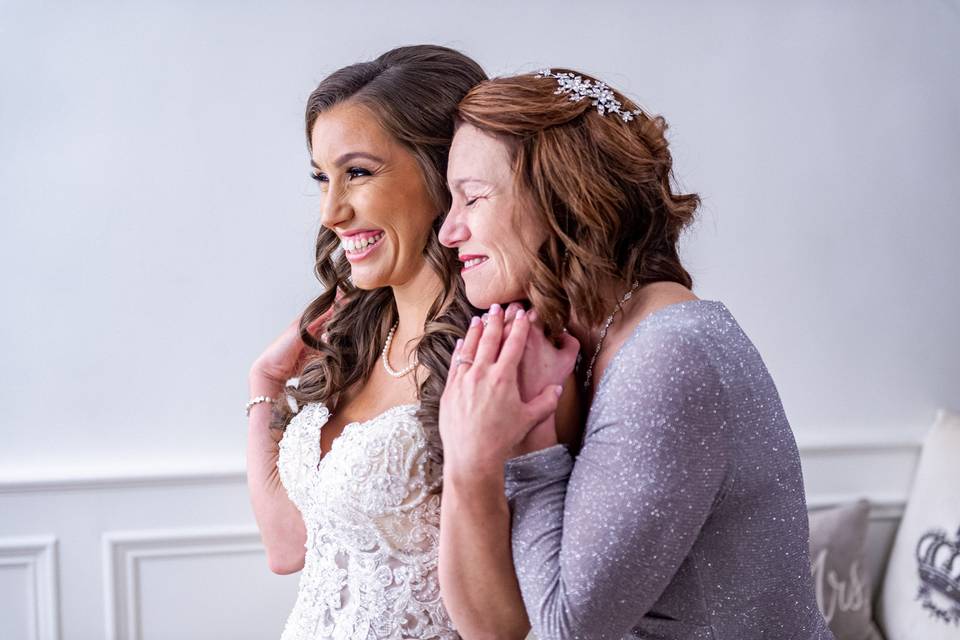 Bride and mom sweet moment