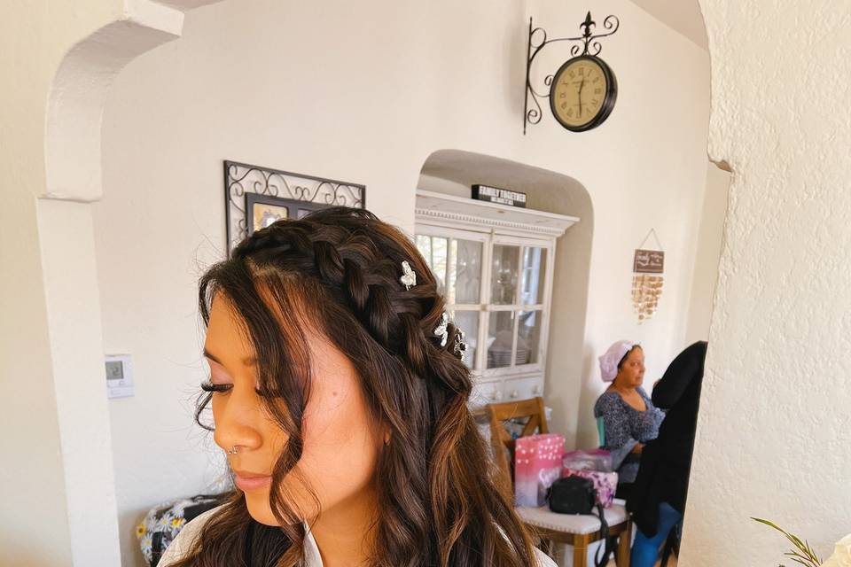 Half up braid style