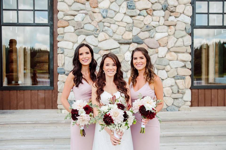 Bride + sisters