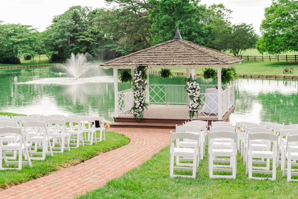 Ceremony Decor