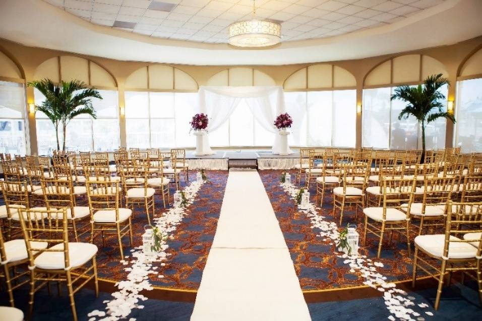 Riverview Room, Ceremony