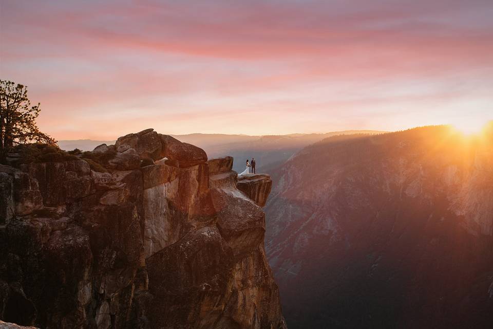 Couple married in Yosemite