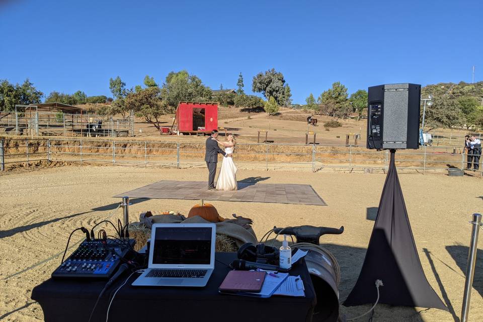 Ranch wedding 1st dance