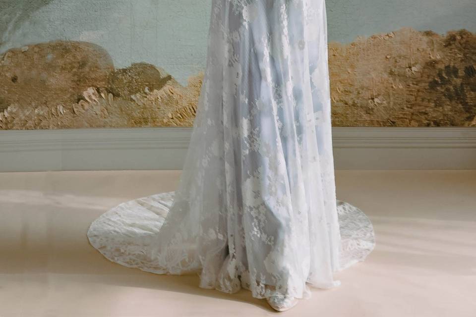 Eloise by Claire Pettibone