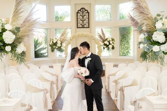 Wedding Chapel Couple