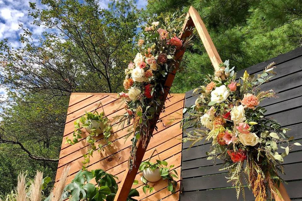 Ceremony arch