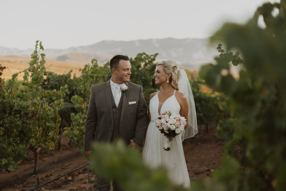 Hillside Ranch Vineyar Wedding