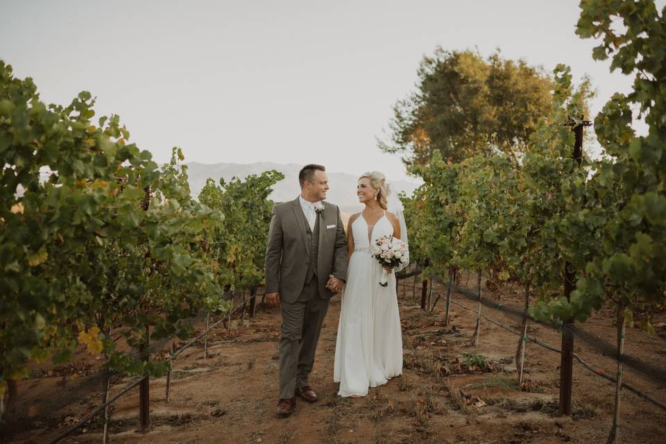 Hillside Ranch Vineyar Wedding