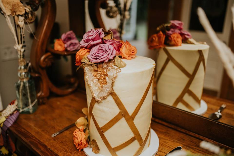 Wedding cake for 70 people
