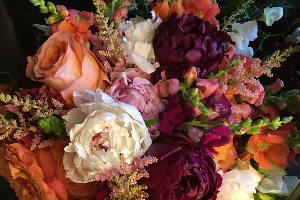 Scabiosa, dusty miller and lisianthus from gardens