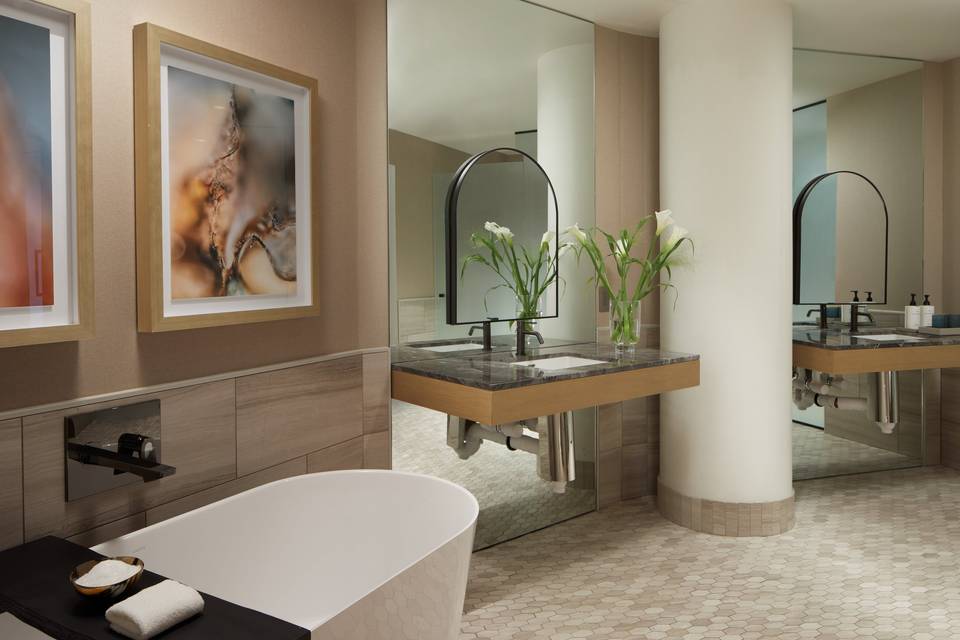 Presidential Suite Bathroom