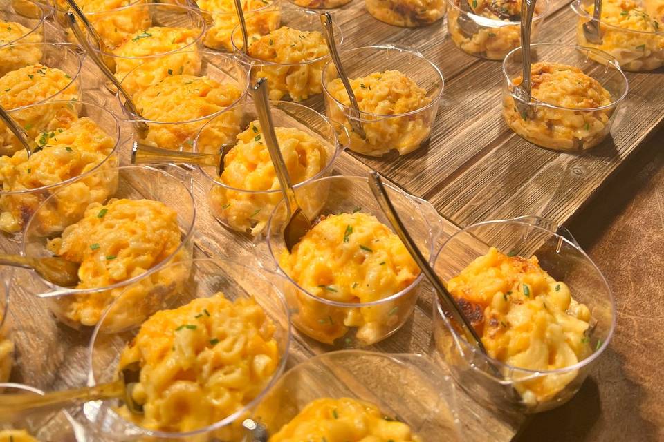 Mac and Cheese CUps