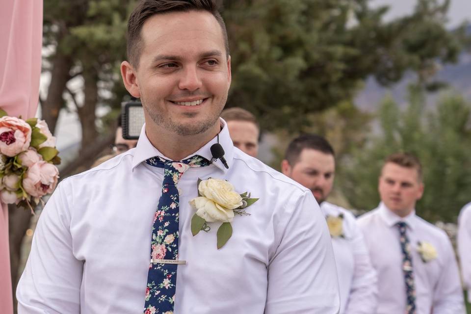 That first look at his bride