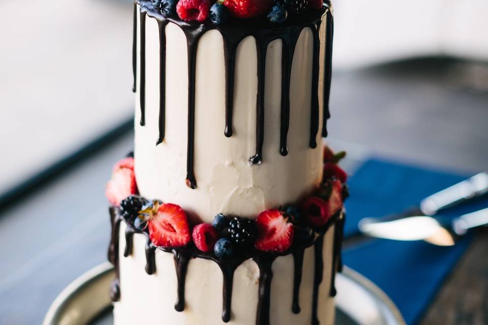 Drip Wedding Cake