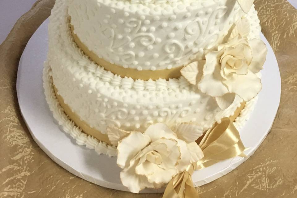 Golden cake topper