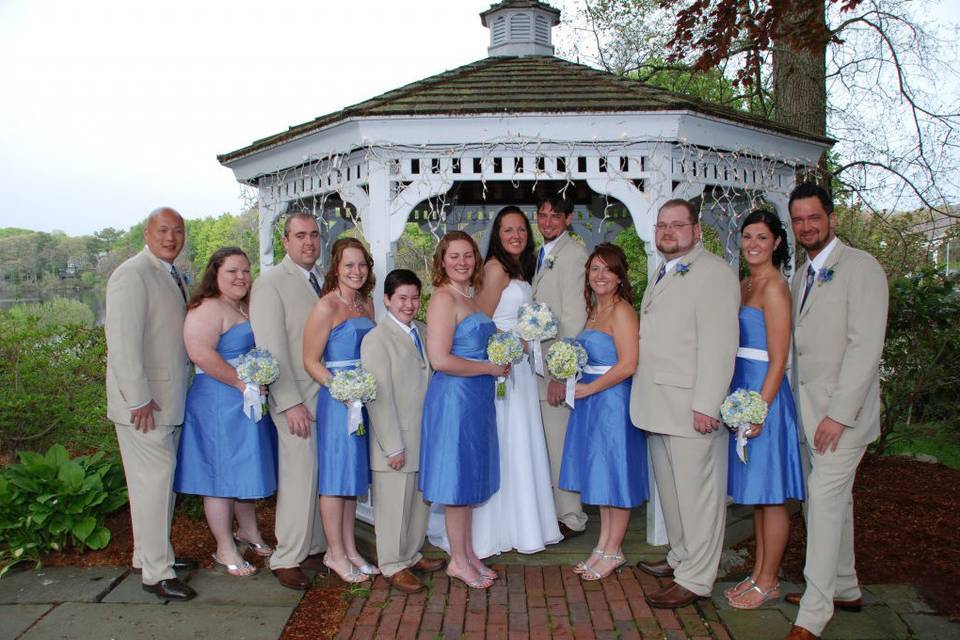 Bridal attendants