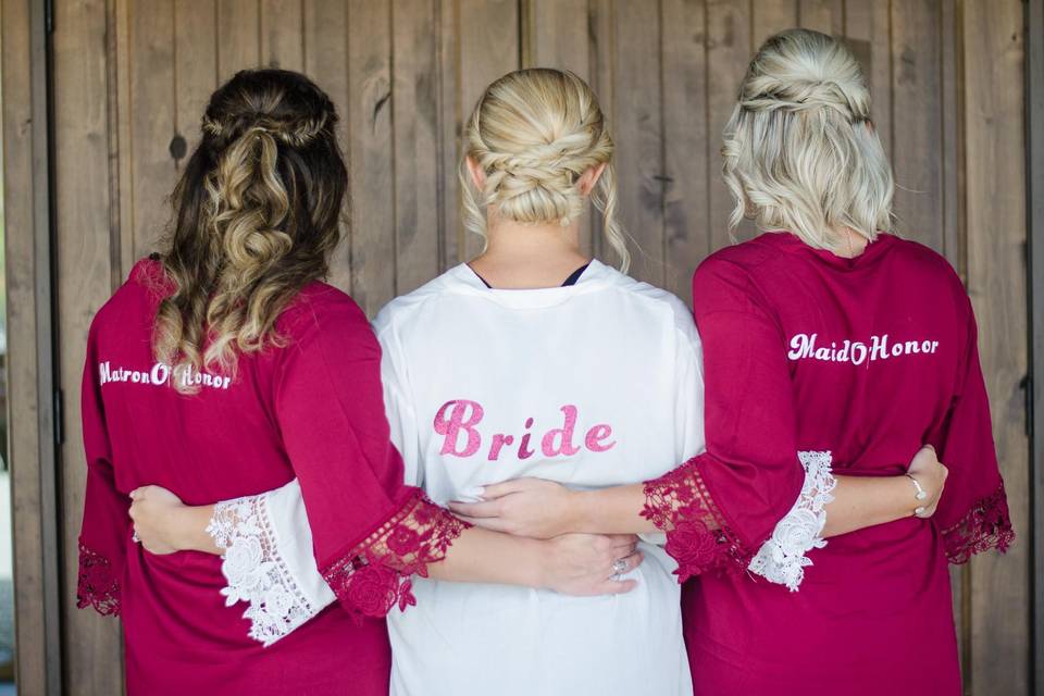 Bride and bridesmaids hair