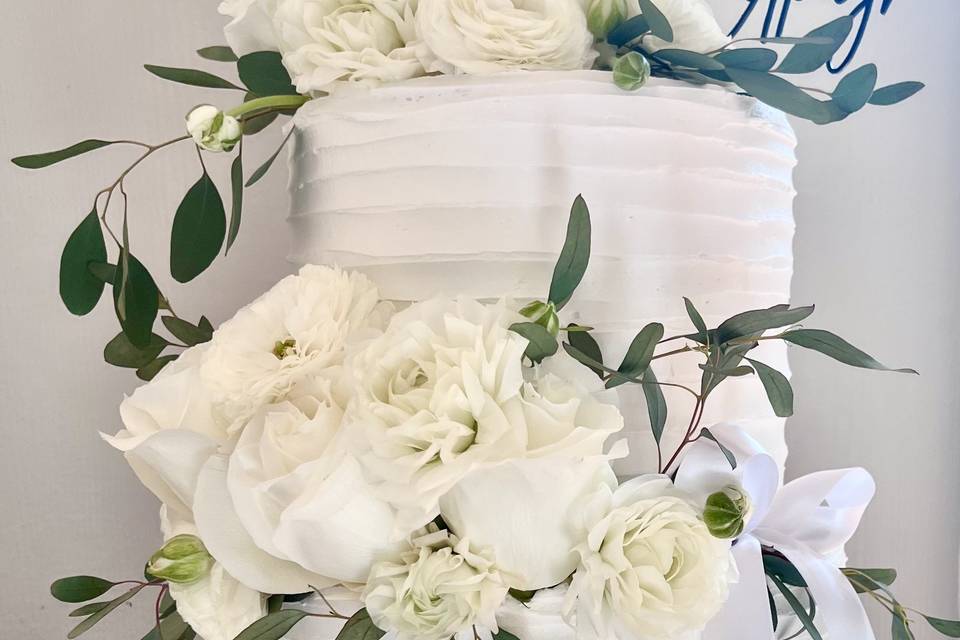 Love Doing Wedding Cakes