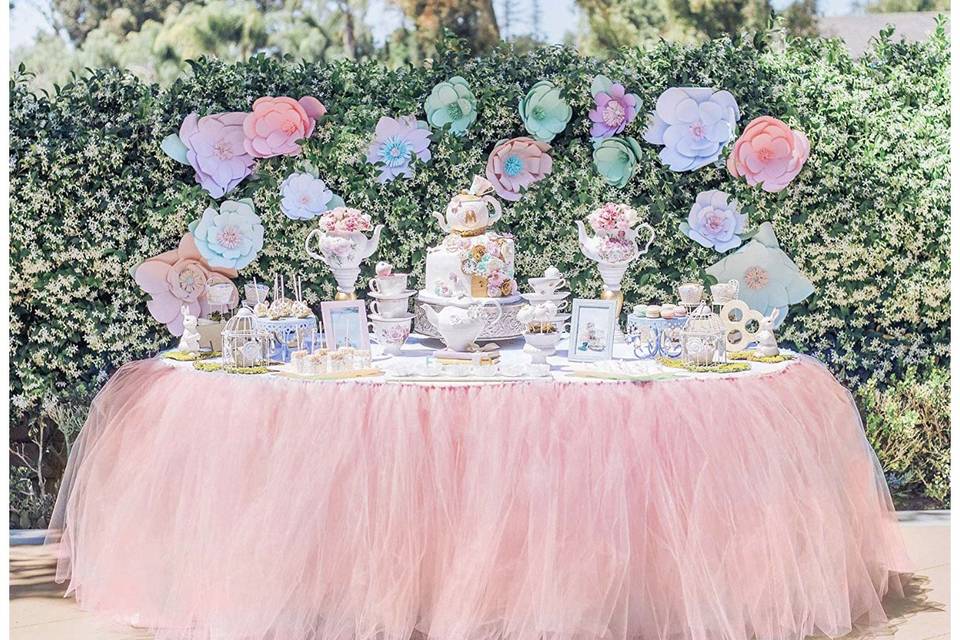 Amazing Cake Table