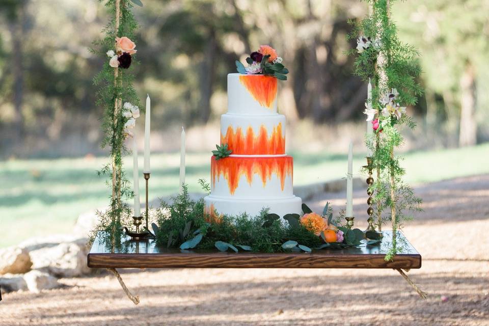 Wedding cake on swing
