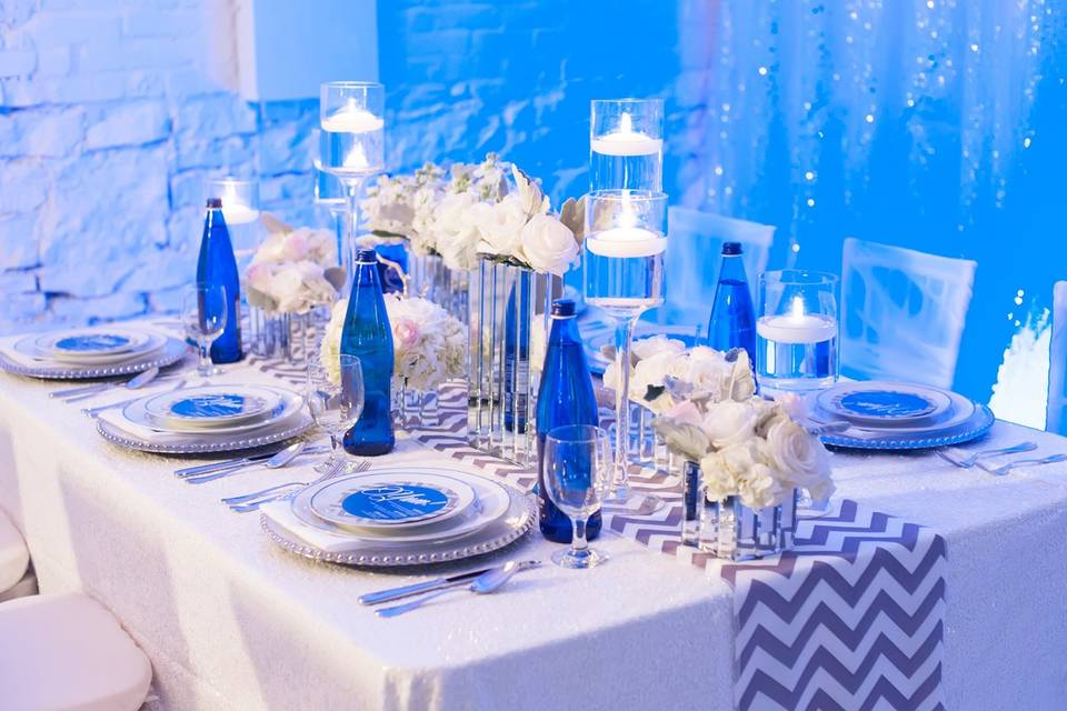 Modern Tablescape