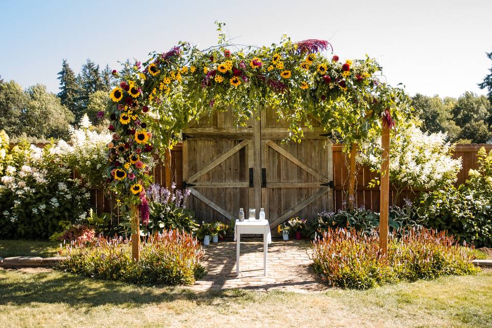 Sunflower Arbor