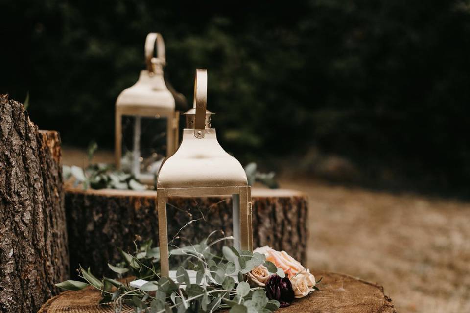 Lanterns and Flat Lay