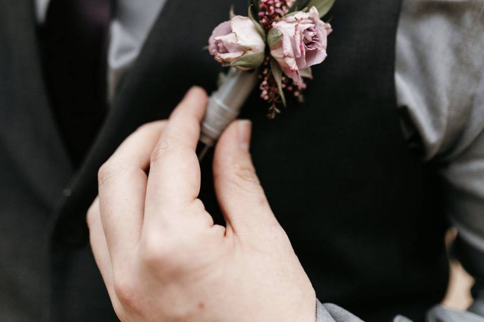 Star Ward Boutonnière