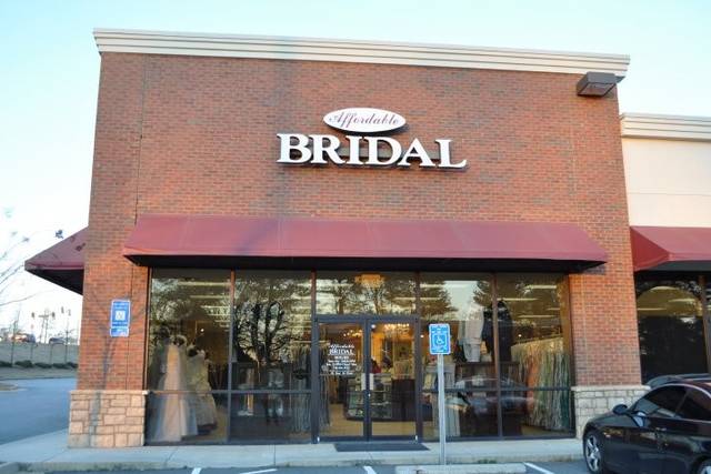 Affordable sales bridal stores