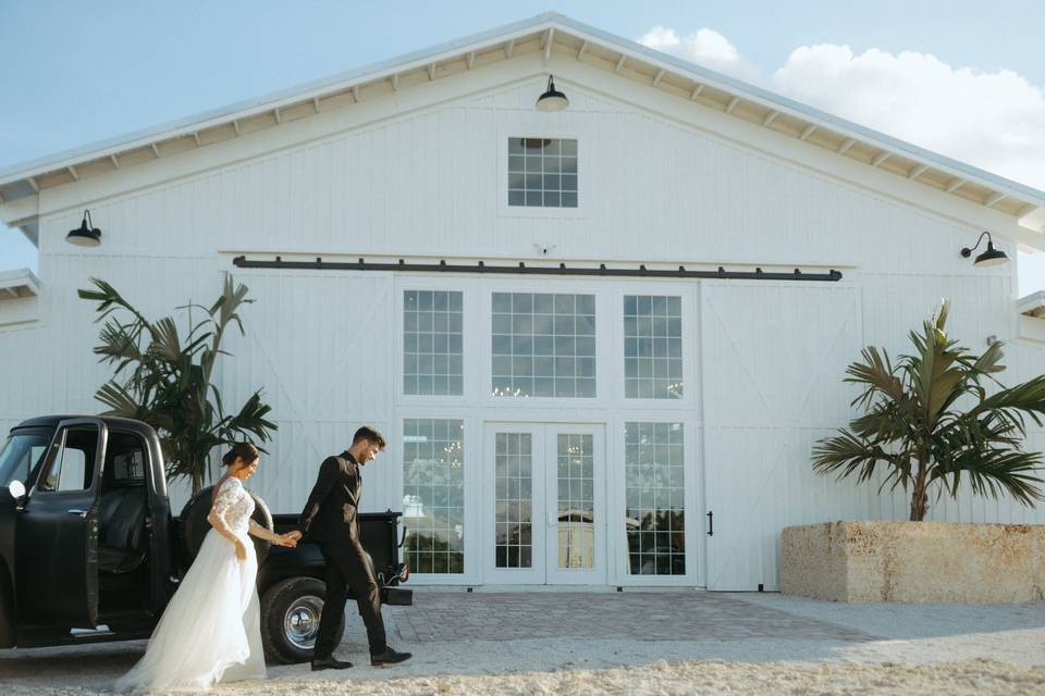 Tropical Grove Barn