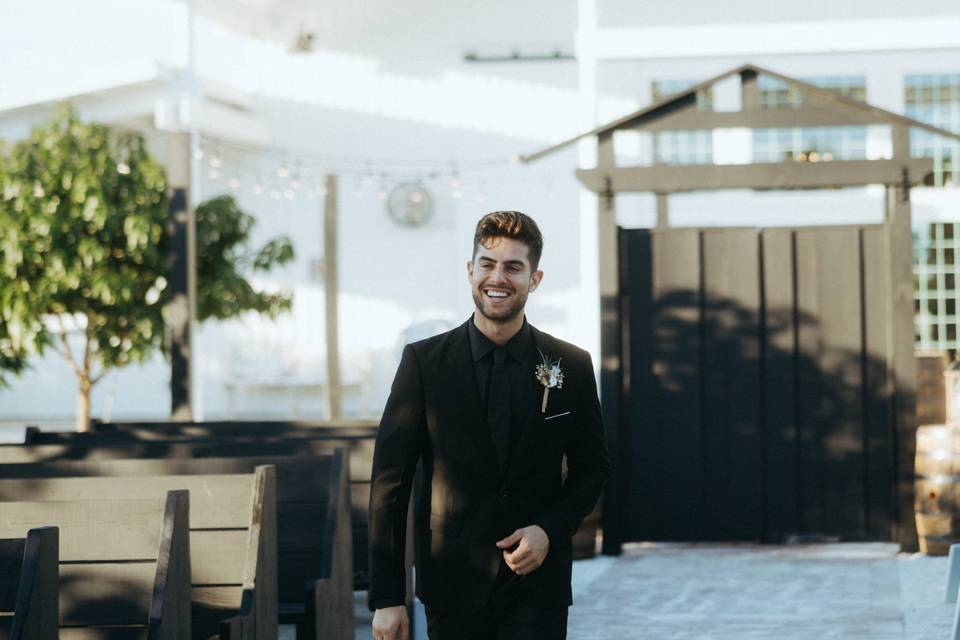 Groom down the Aisle