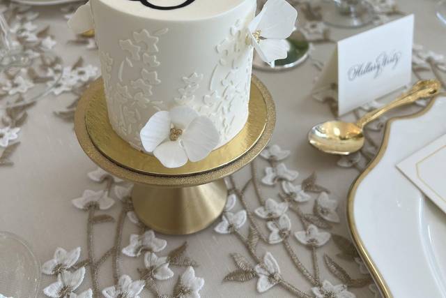 Mini Cake Place Settings