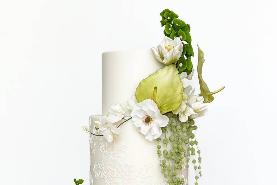 Green & white spring cake