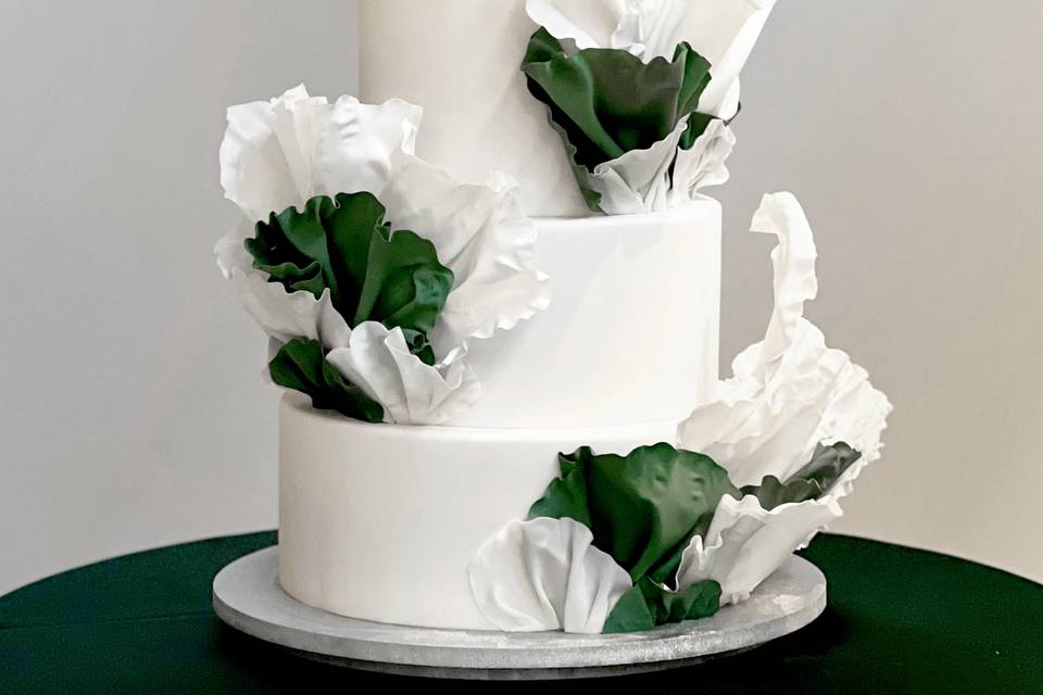 Green & white ruffles