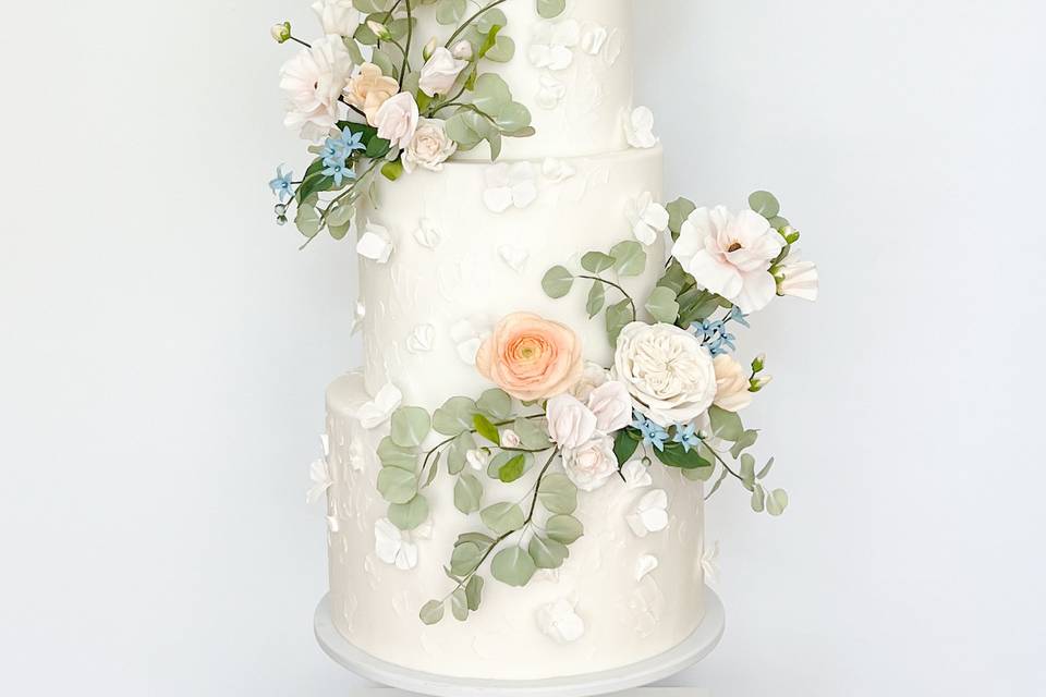 White textured spiral florals