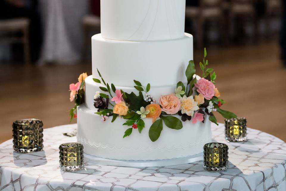 Crisp white & sugar flowers