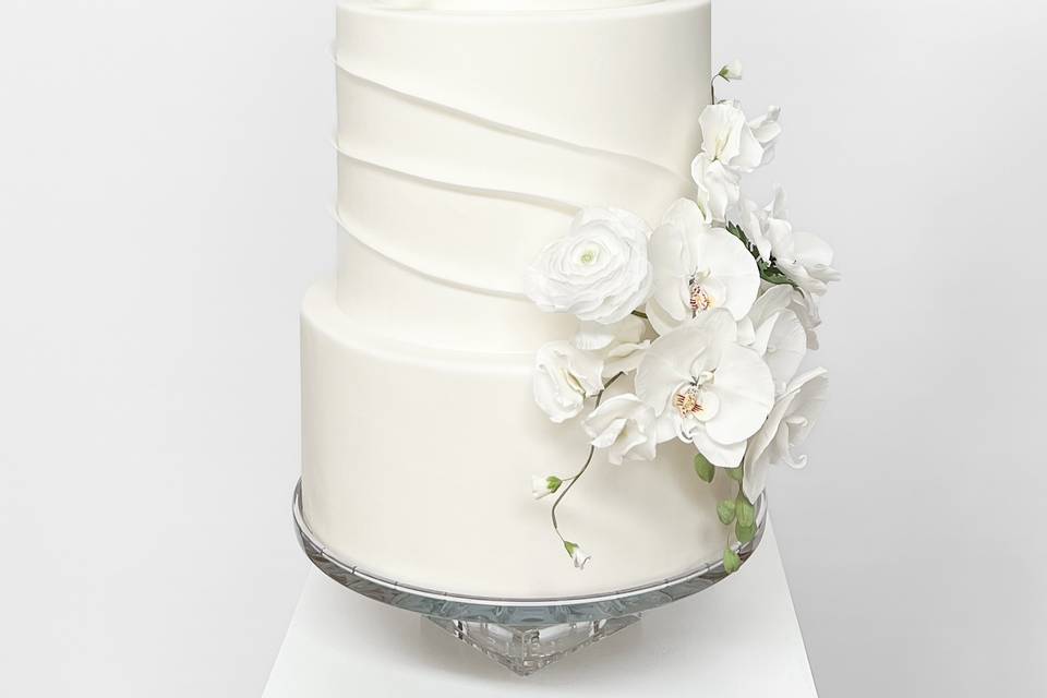 Clean wrapped cake