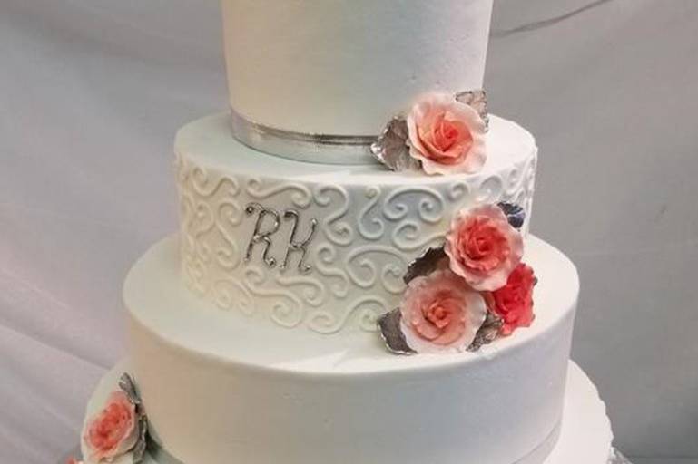 Scrolls and roses cake