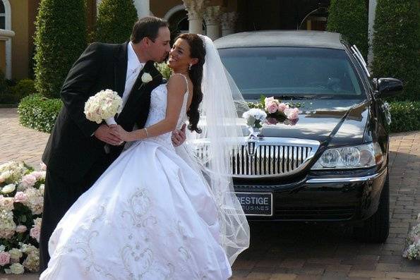 Bride and Groom photos woth Limousine