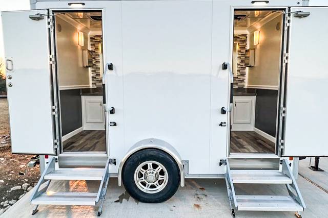 2 Stall Trailer