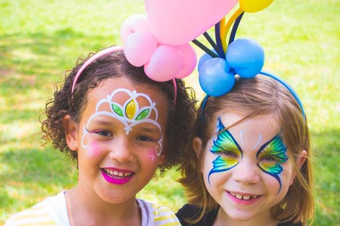 Best friend face painting