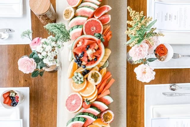 Tropical fruit runner