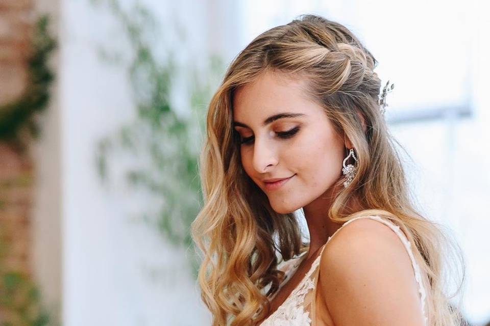 Romantic waves and braids