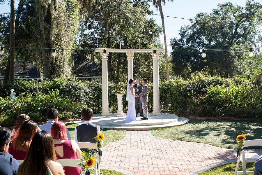 Outdoor ceremony